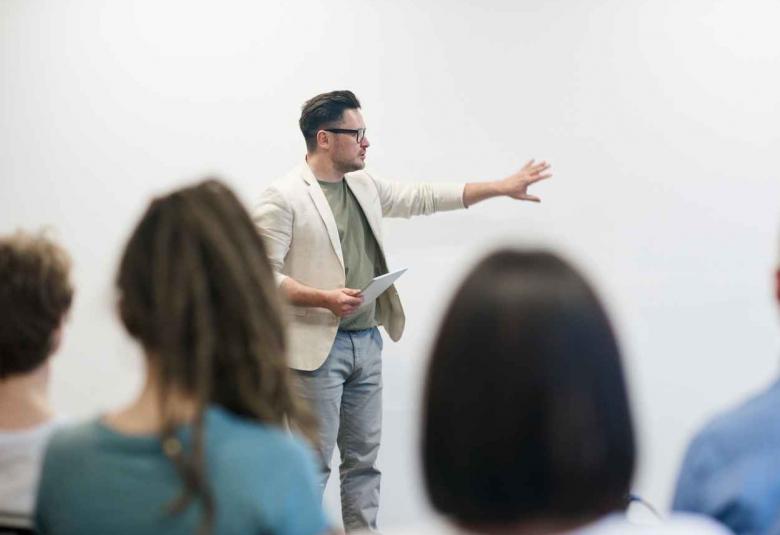 Job for Lecturer and Assistant Professor at Uttamrao Mahajan College of Pharmacy