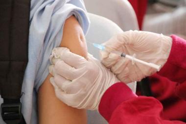 Protein interaction causing rare but deadly vaccine-related clotting found