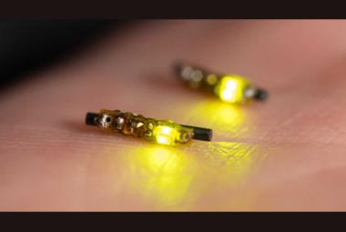 Implantable LED device uses light to treat deep-seated cancers