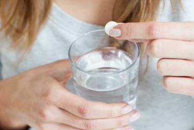 Low-dose aspirin could help prevent pregnancy complications caused by flu infections