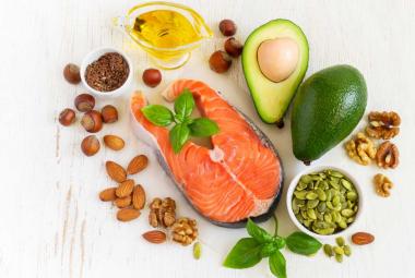 A low omega-6, omega-3 rich diet and fish oil may slow prostate cancer growth