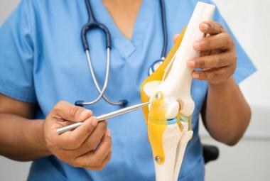 Largest Osteoarthritis Genetic Study Uncovers Pathways to New Therapies and Repurposed Drugs